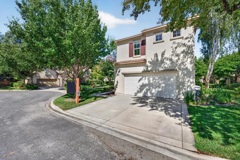 19185 Saffron Drive Morgan Hill, CA 95037