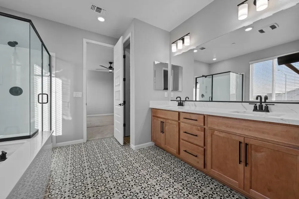 2540 Ryan Drive Hollister, CA 95023
