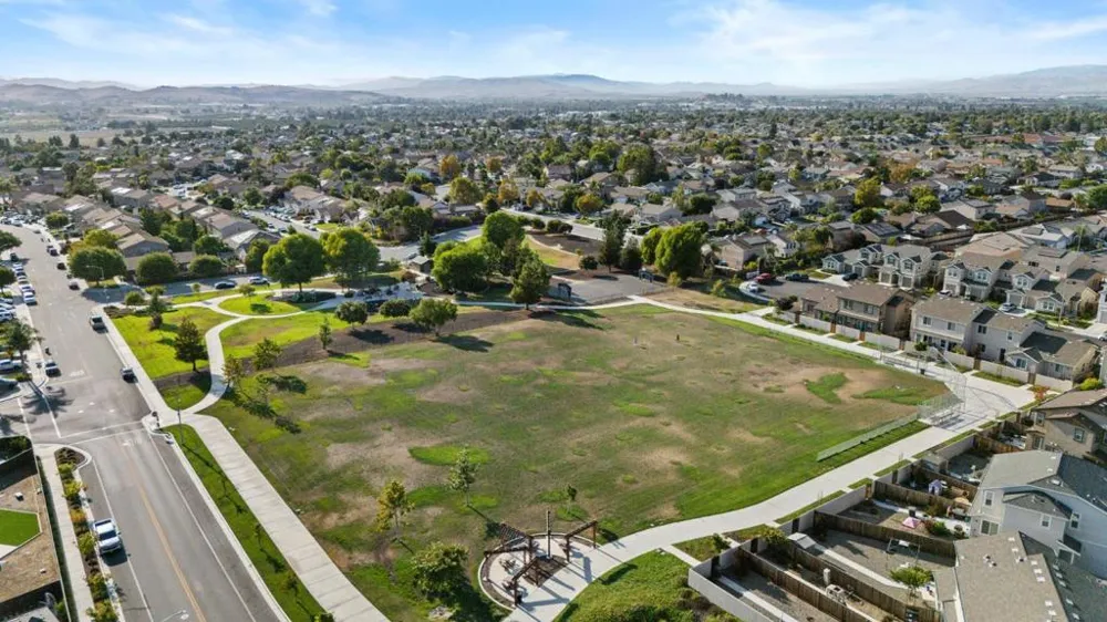 2540 Ryan Drive Hollister, CA 95023