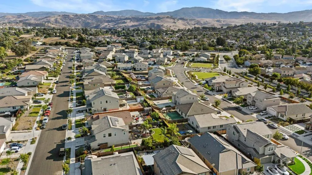 2540 Ryan Drive Hollister, CA 95023