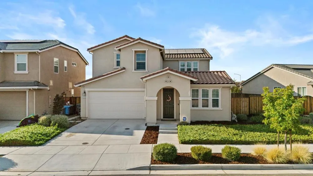 2540 Ryan Drive Hollister, CA 95023