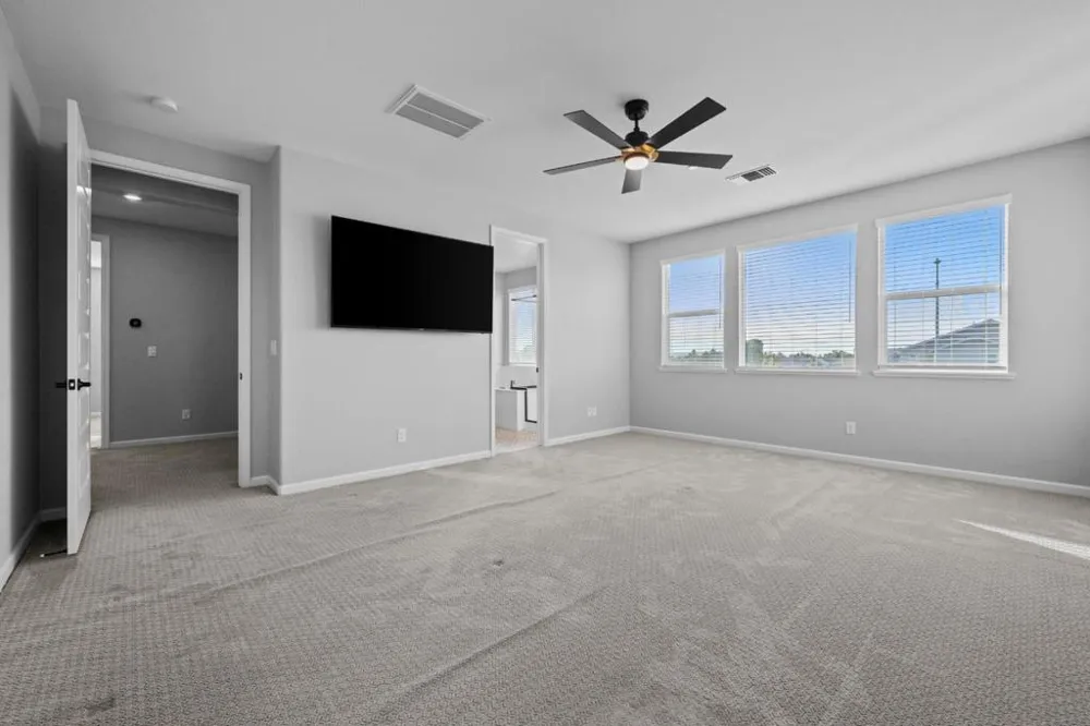 2540 Ryan Drive Hollister, CA 95023