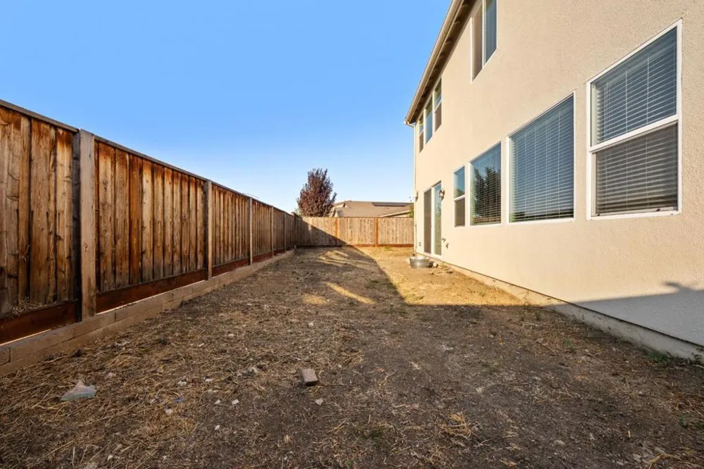 2540 Ryan Drive Hollister, CA 95023