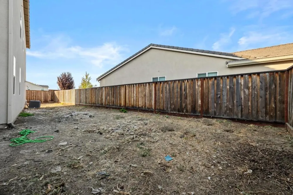 2540 Ryan Drive Hollister, CA 95023