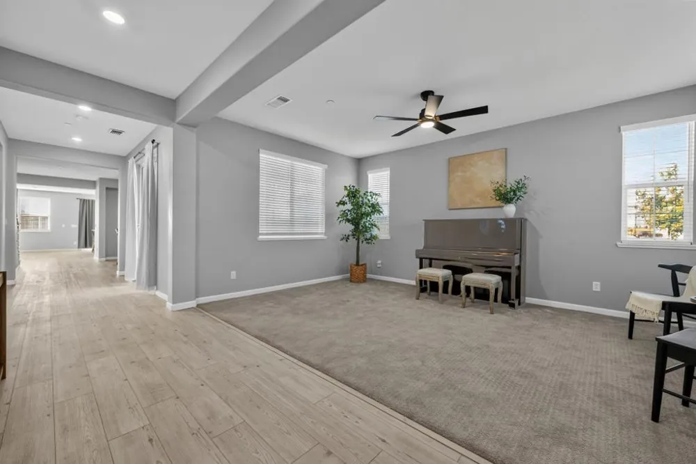 2540 Ryan Drive Hollister, CA 95023