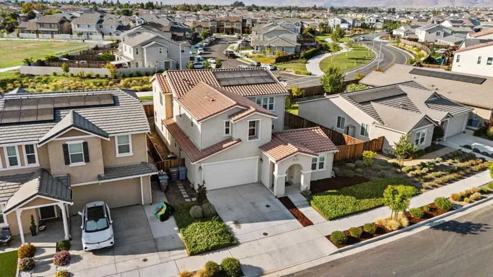 2540 Ryan Drive Hollister, CA 95023
