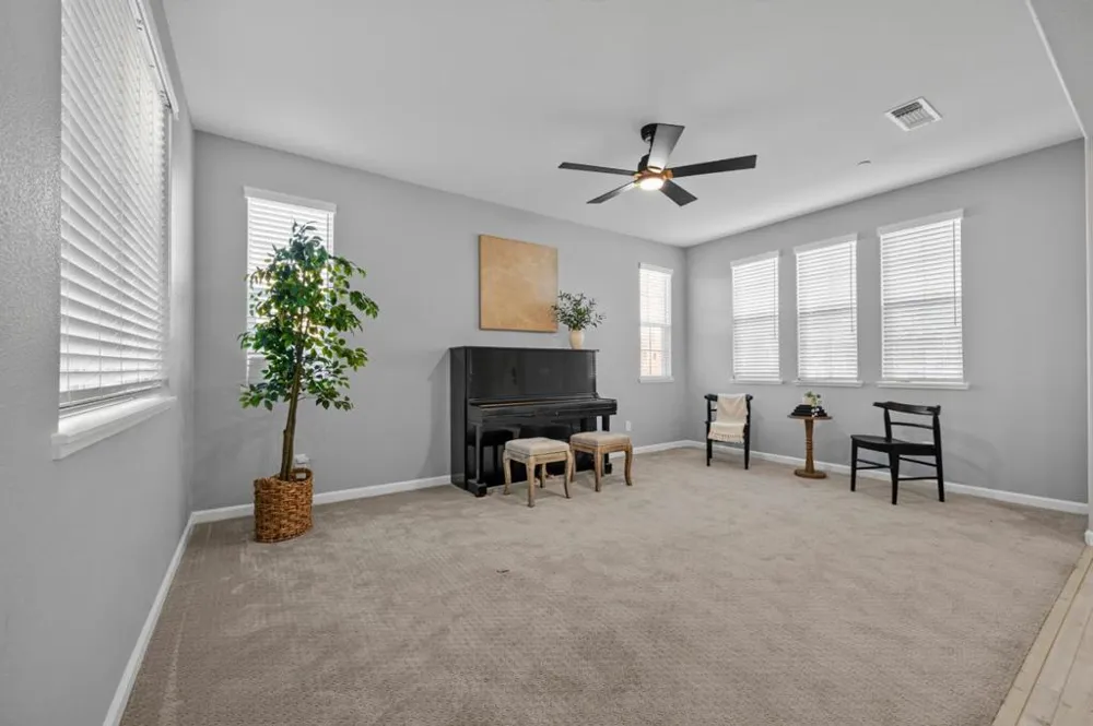 2540 Ryan Drive Hollister, CA 95023