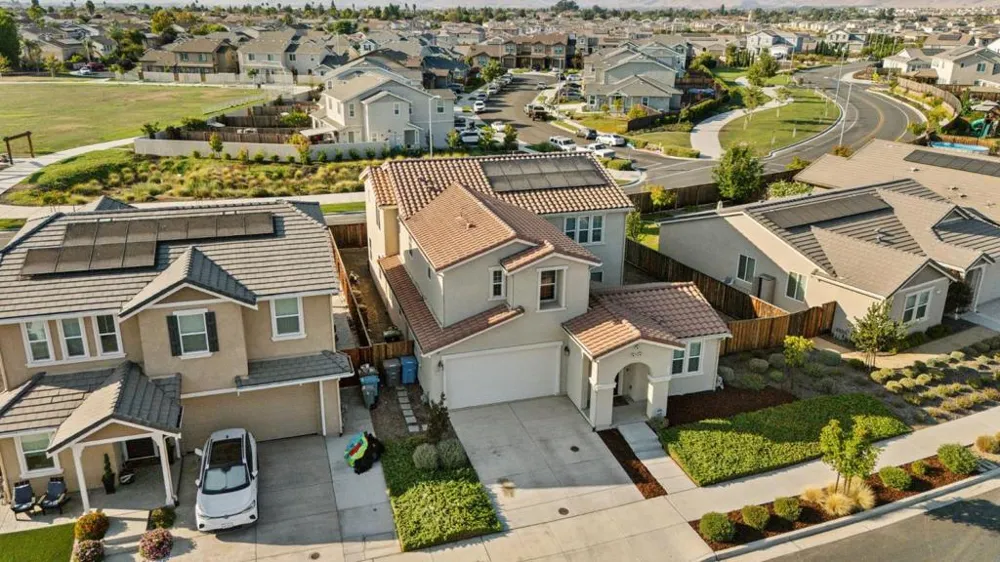 2540 Ryan Drive Hollister, CA 95023
