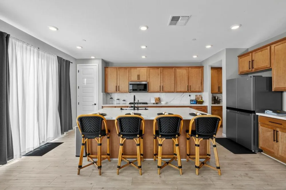 2540 Ryan Drive Hollister, CA 95023