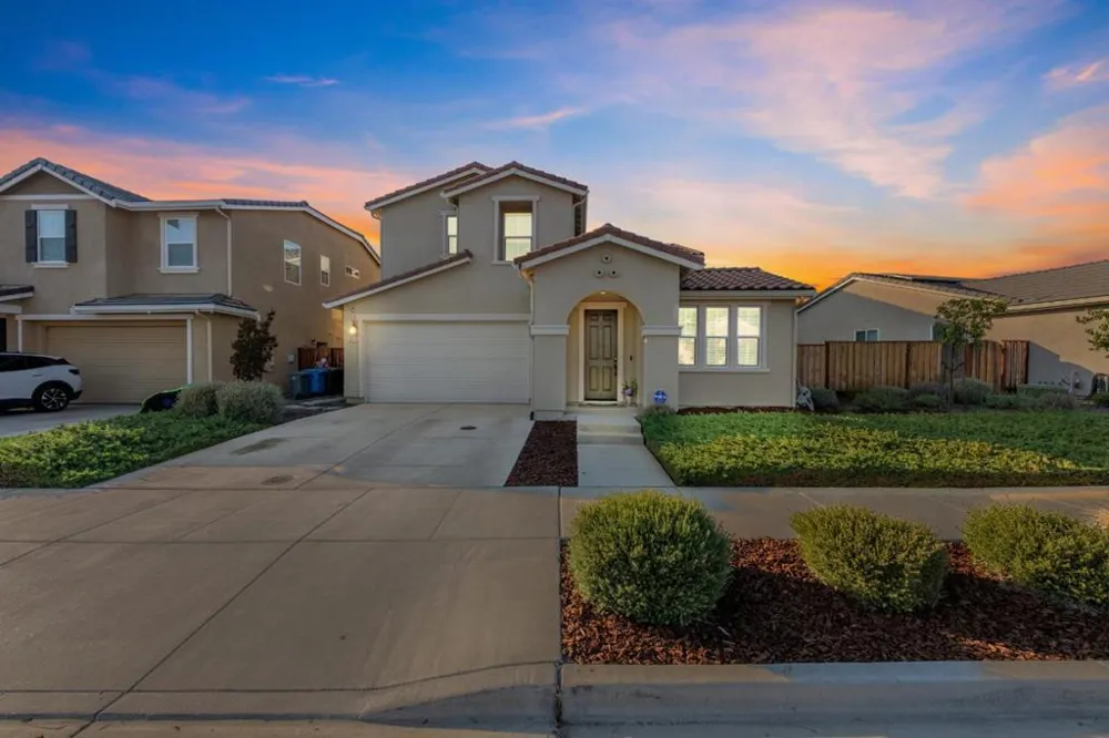 2540 Ryan Drive Hollister, CA 95023