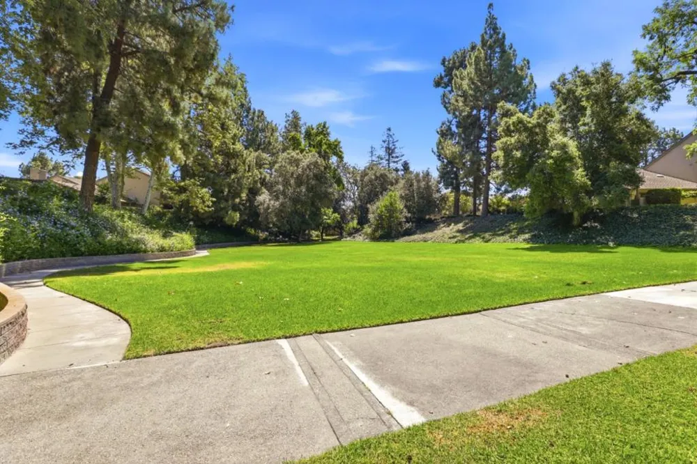 1713 Sandy Creek Lane San Jose, CA 95125