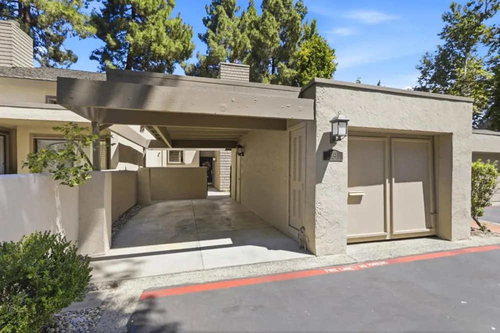 1713 Sandy Creek Lane San Jose, CA 95125