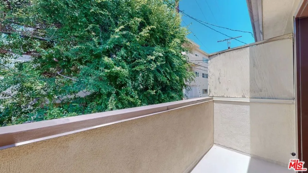 1833 Manning Avenue #7 Los Angeles, CA 90025