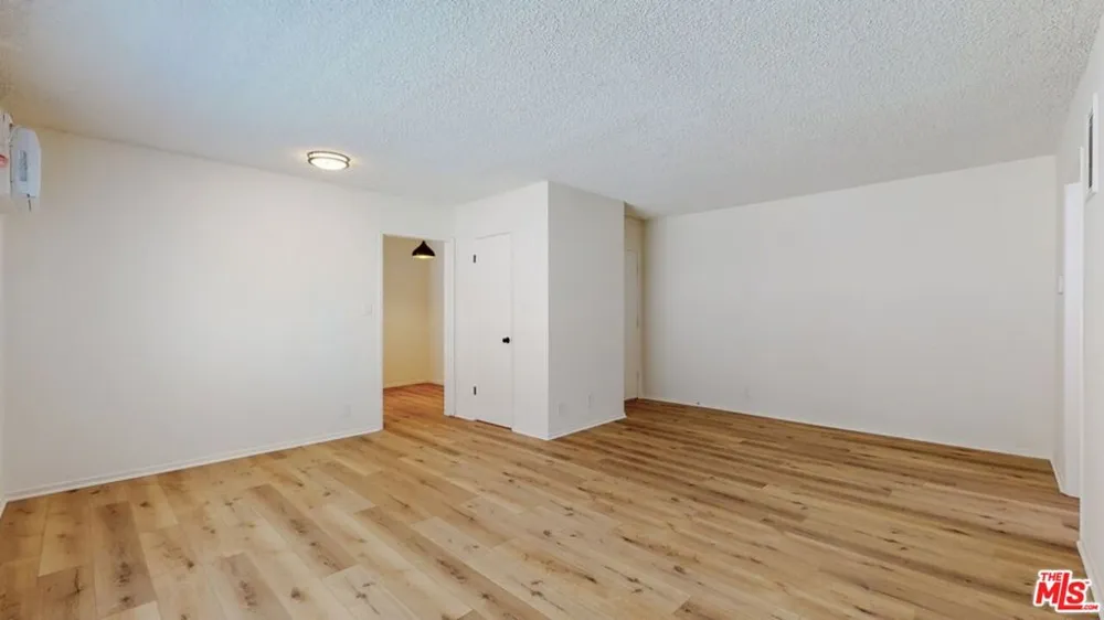 1833 Manning Avenue #7 Los Angeles, CA 90025