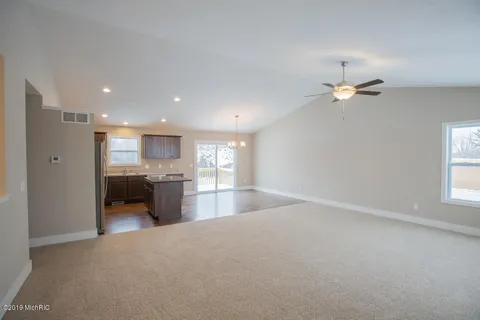 3337 SE Nature View Drive SE