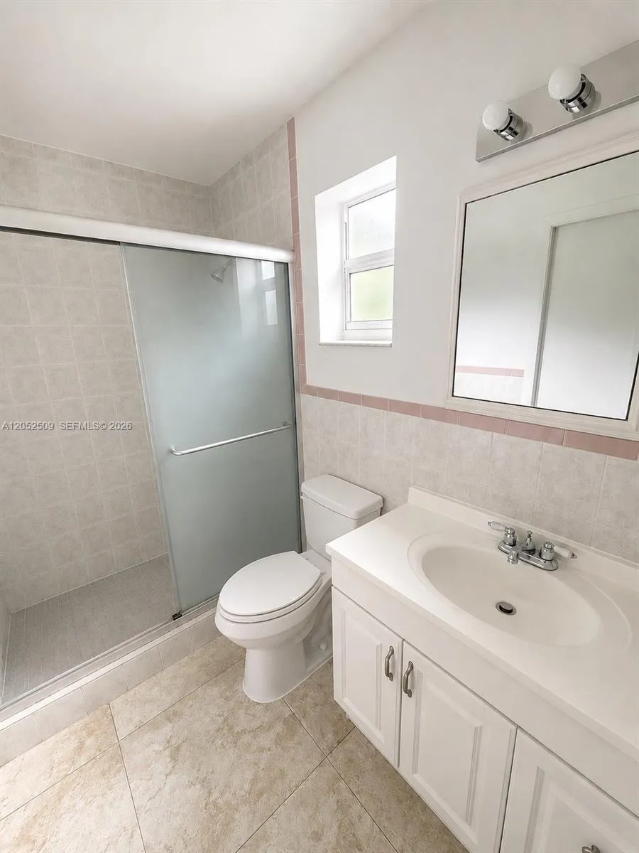3710 54th Ave Hollywood, FL 33021
