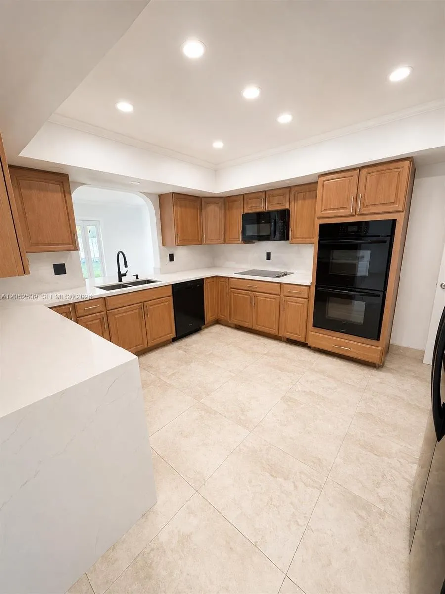 3710 54th Ave Hollywood, FL 33021
