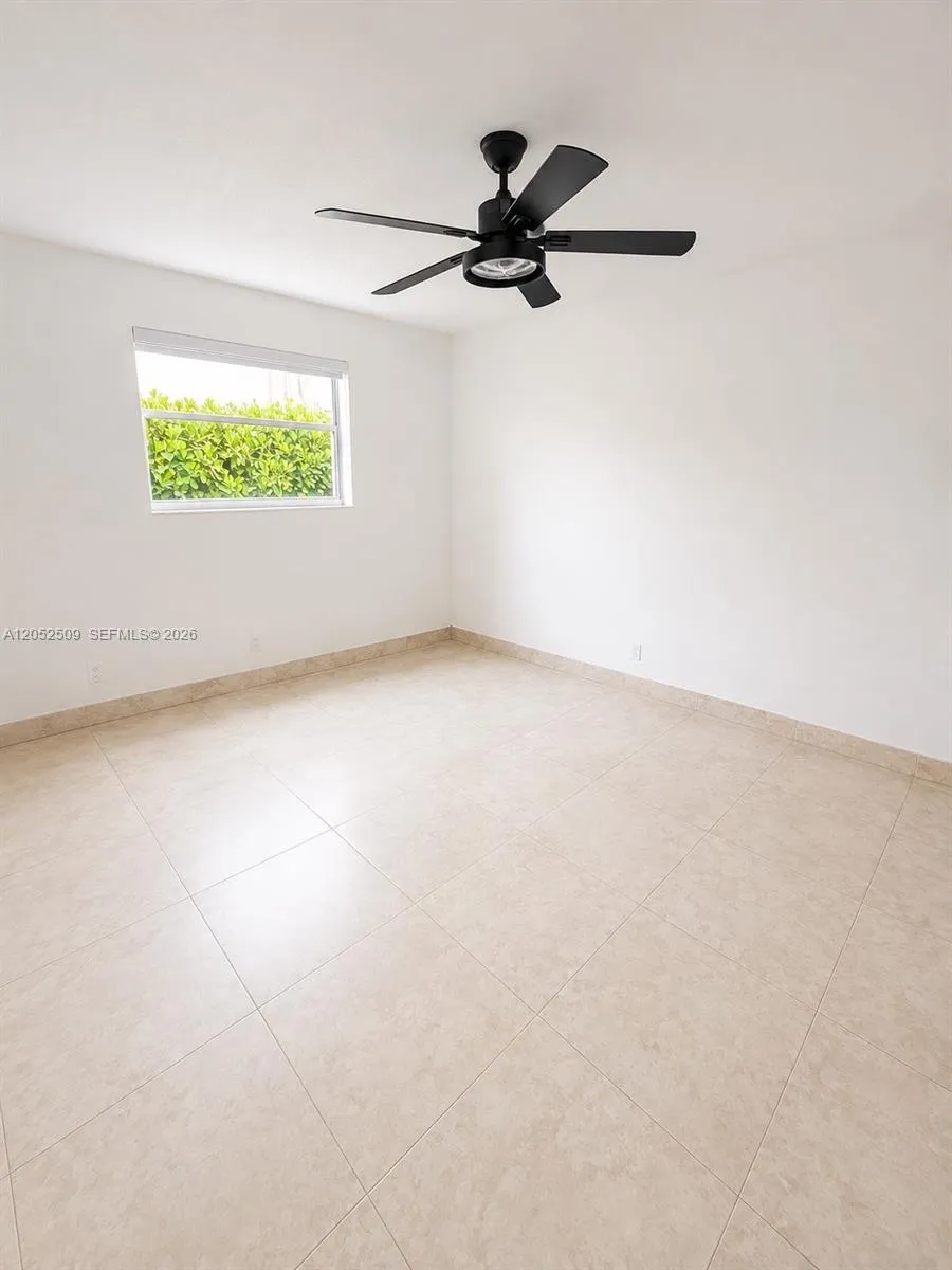 3710 54th Ave Hollywood, FL 33021