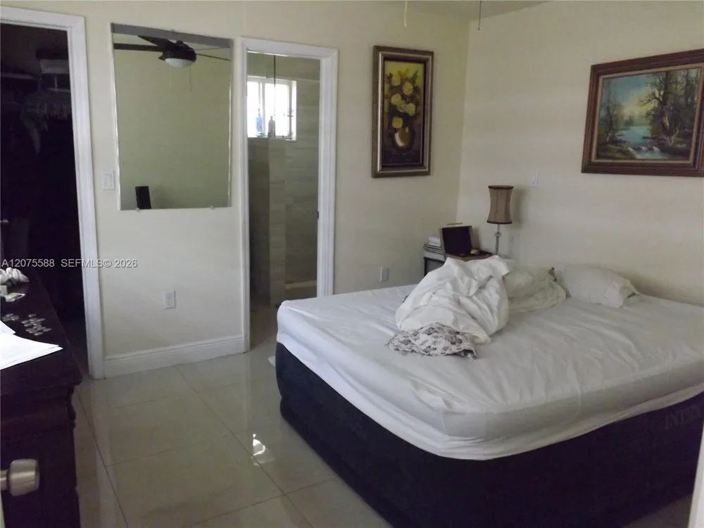 217 W 34th St Hialeah, FL 33012