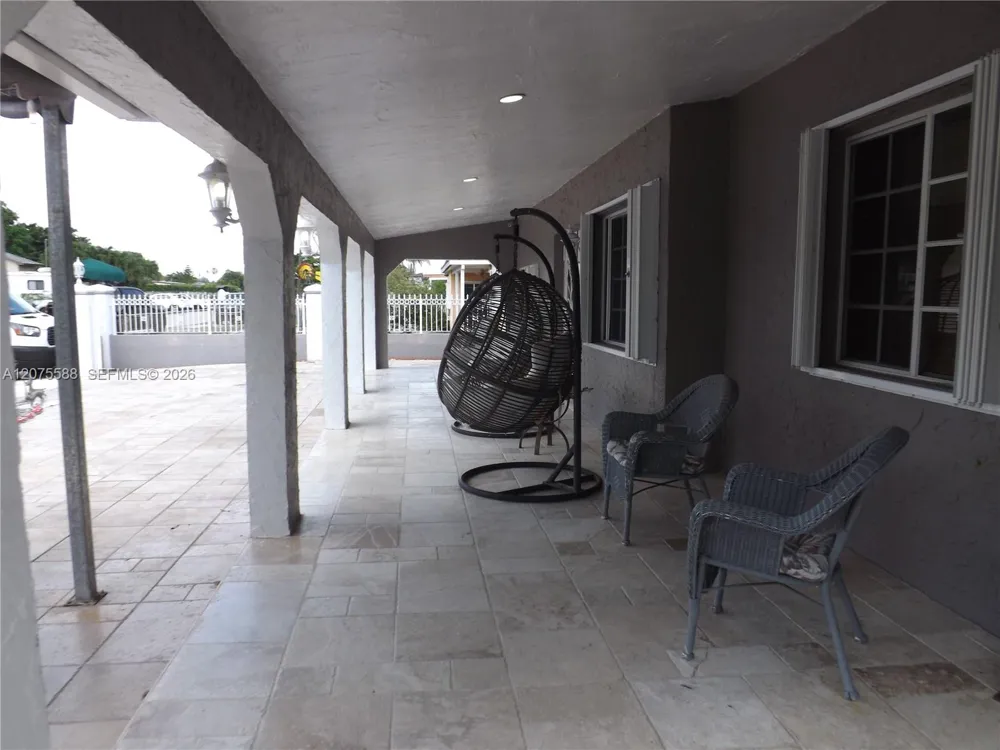 217 W 34th St Hialeah, FL 33012