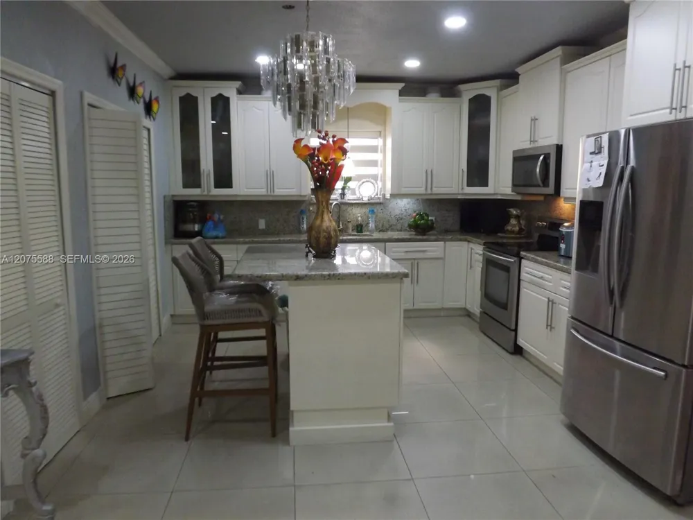 217 W 34th St Hialeah, FL 33012