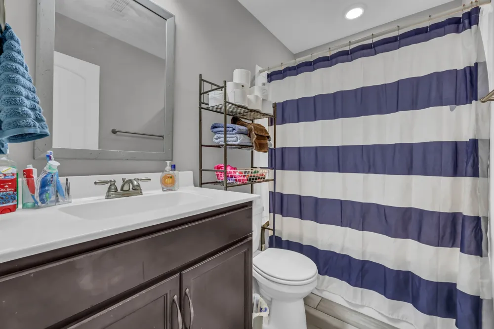 109 SYCAMORE HILL DRIVE Clarksville, TN 37042