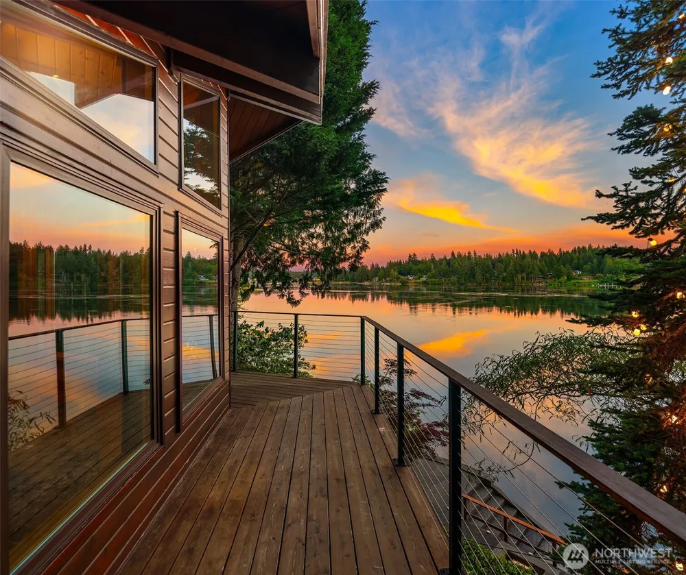 211 E Church Point Drive Shelton, WA 98584