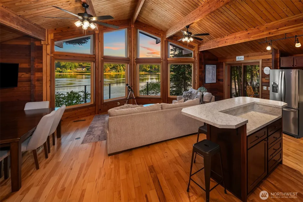 211 E Church Point Drive Shelton, WA 98584