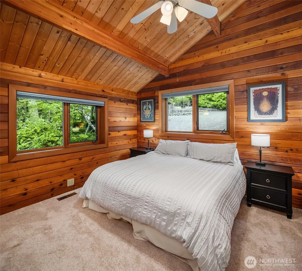 211 E Church Point Drive Shelton, WA 98584