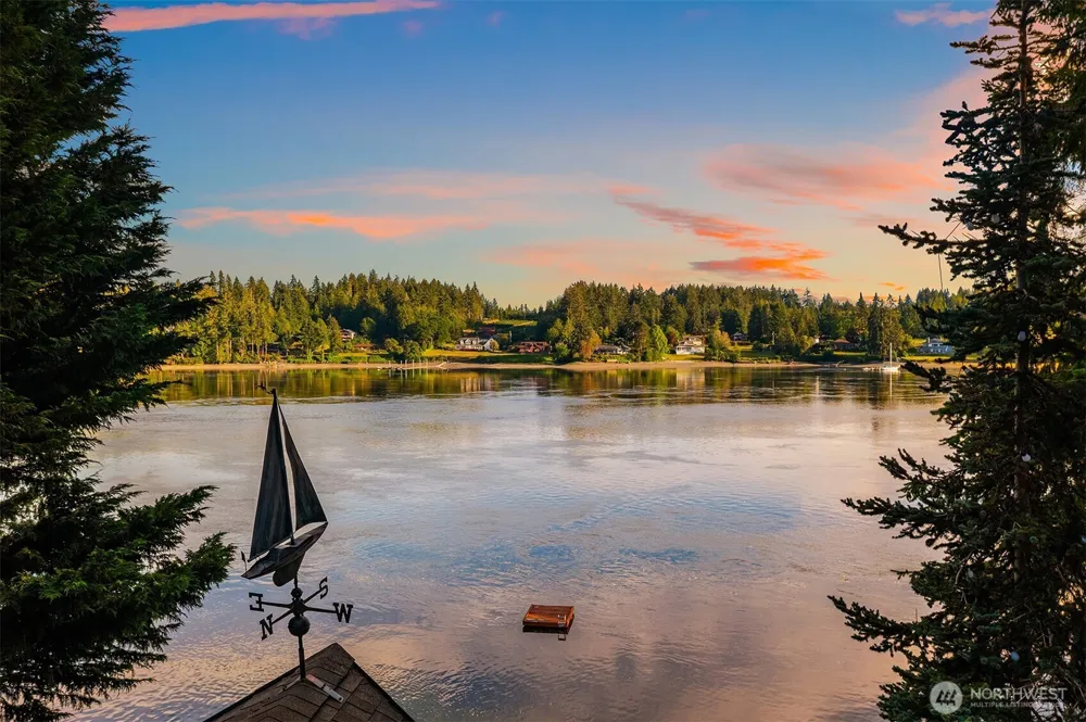 211 E Church Point Drive Shelton, WA 98584
