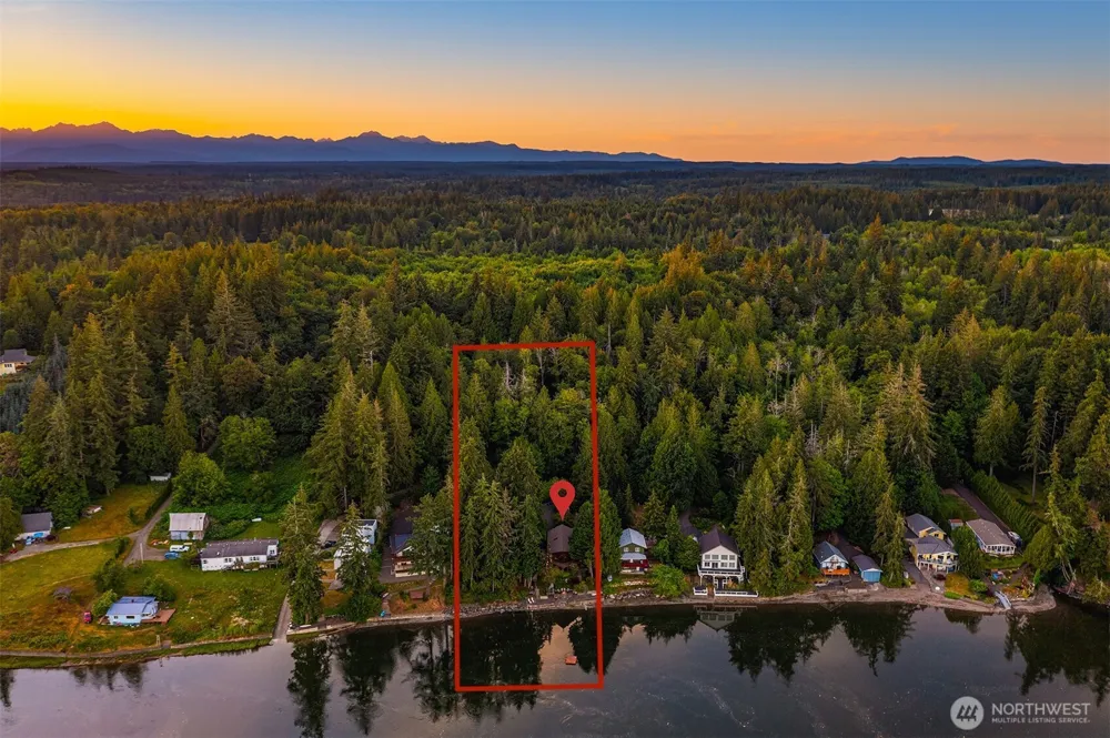 211 E Church Point Drive Shelton, WA 98584