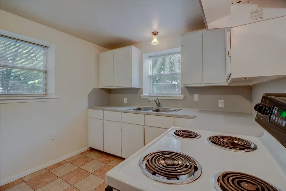 1308 S Pine Street #D Georgetown, TX 78626