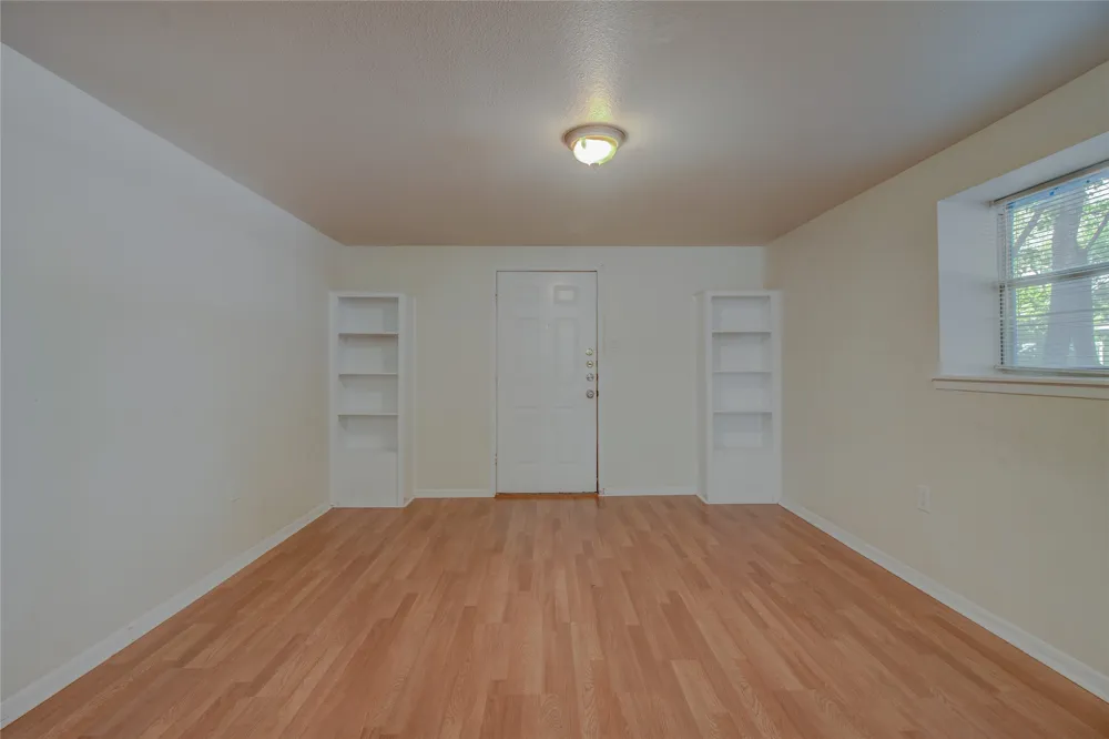 1308 S Pine Street #D Georgetown, TX 78626