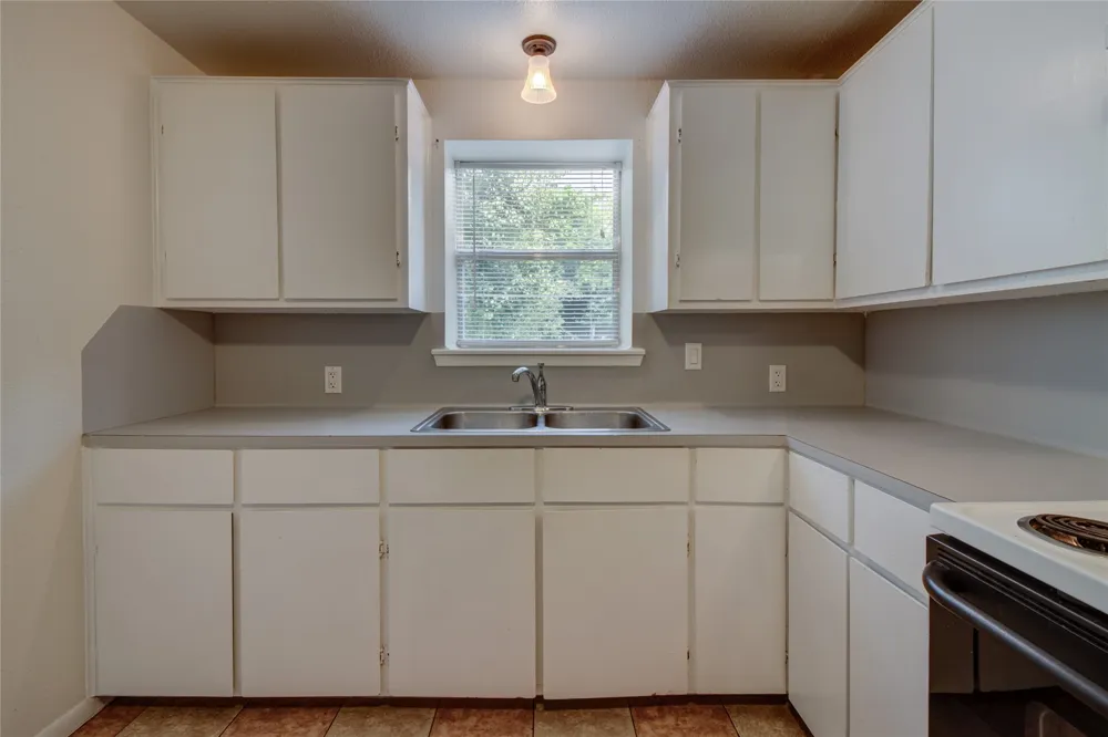 1308 S Pine Street #D Georgetown, TX 78626