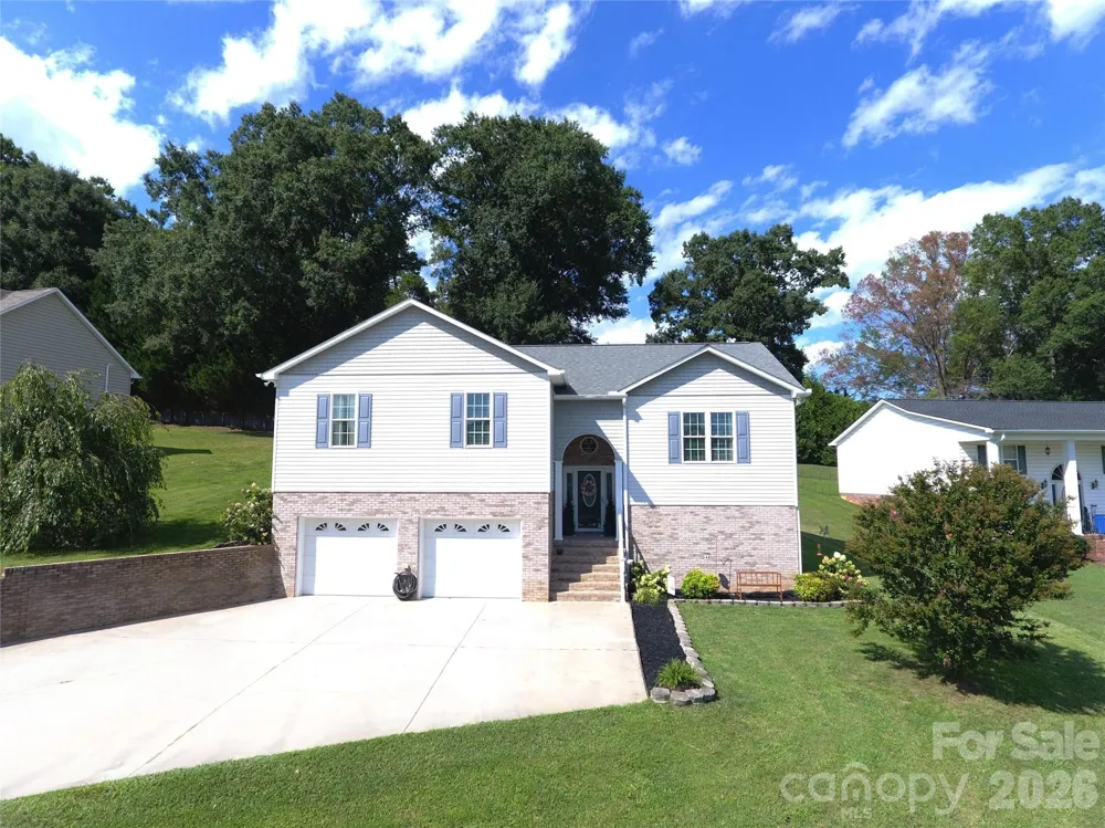 2135 Olde Farm Road SE Hudson, NC 28638