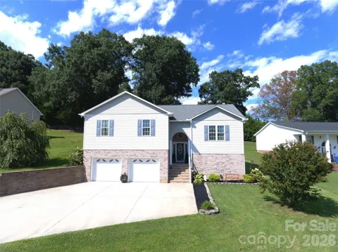 2135 Olde Farm Road SE
