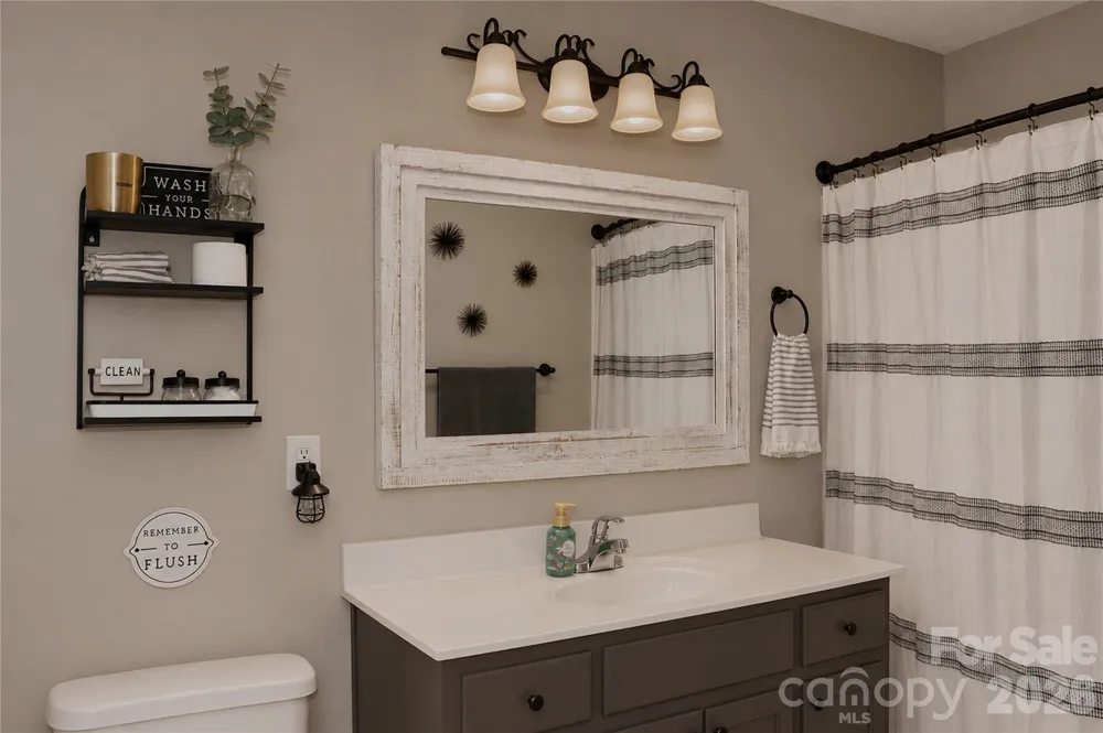 2135 Olde Farm Road SE Hudson, NC 28638