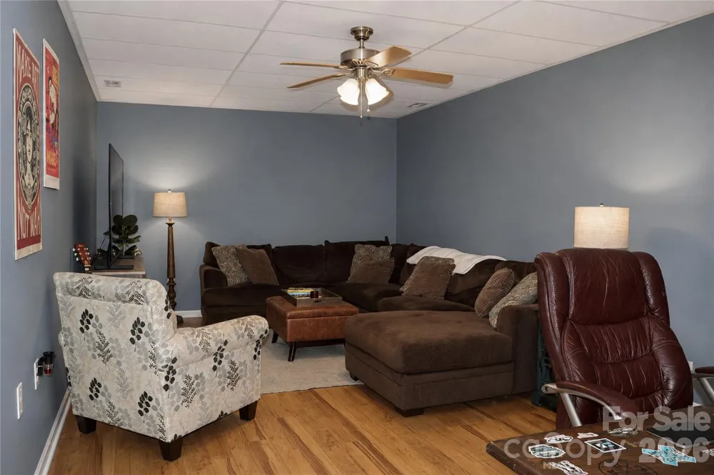 2135 Olde Farm Road SE Hudson, NC 28638