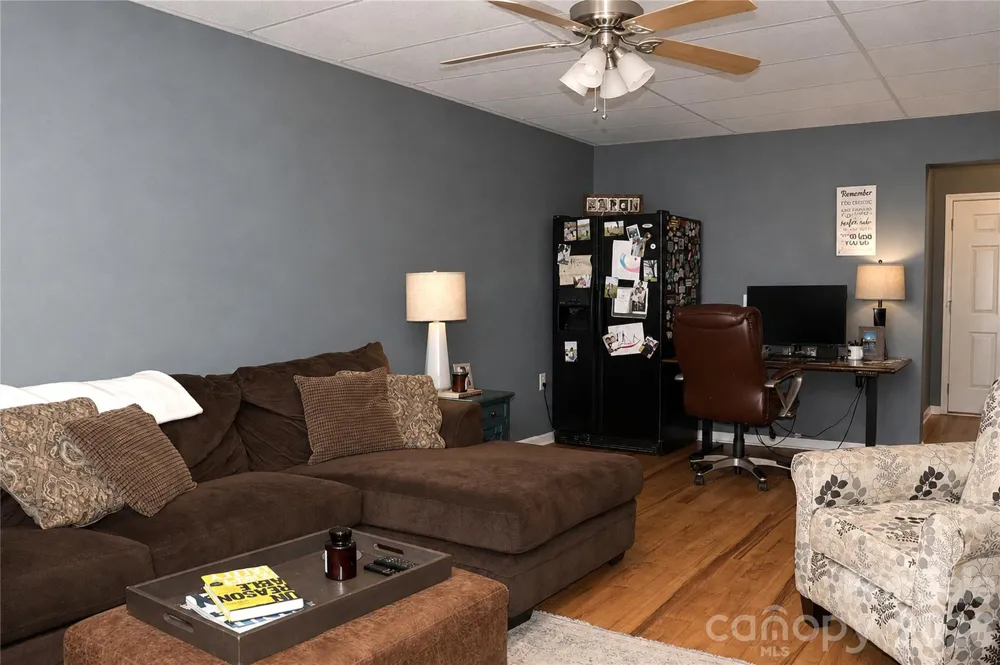 2135 Olde Farm Road SE Hudson, NC 28638