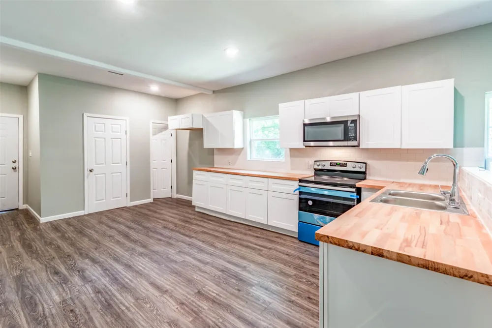 1457 W Austin Street Paris, TX 75460