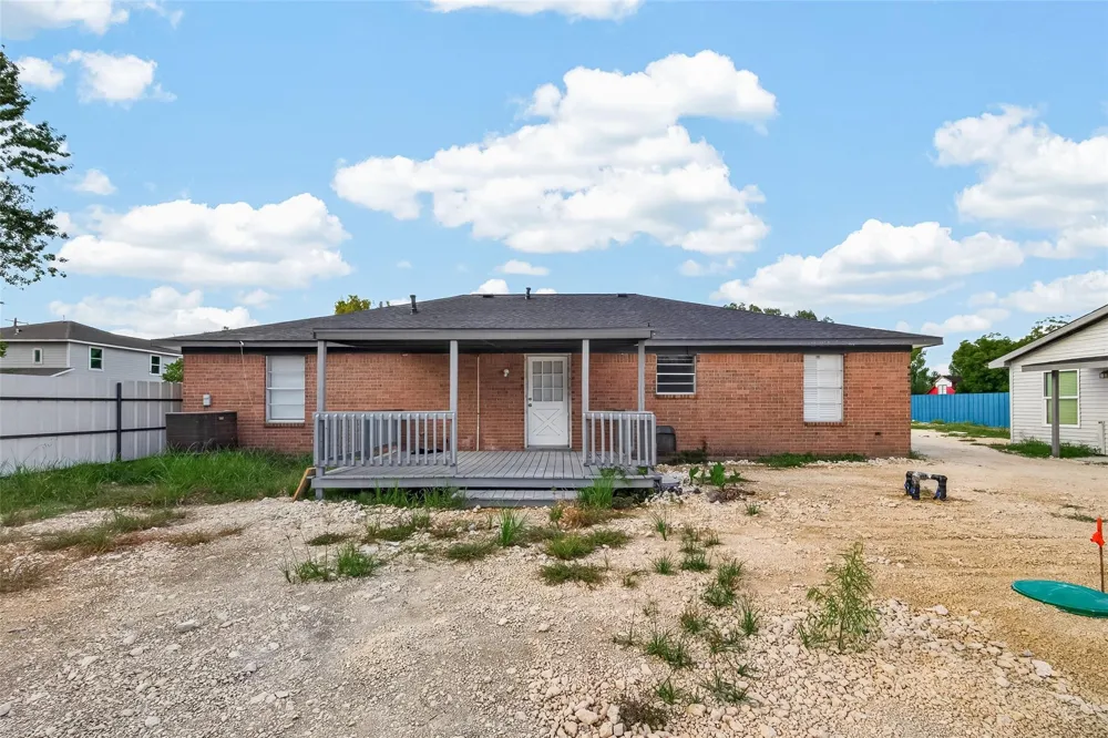 1449 Mesquite Street Houston, TX 77093