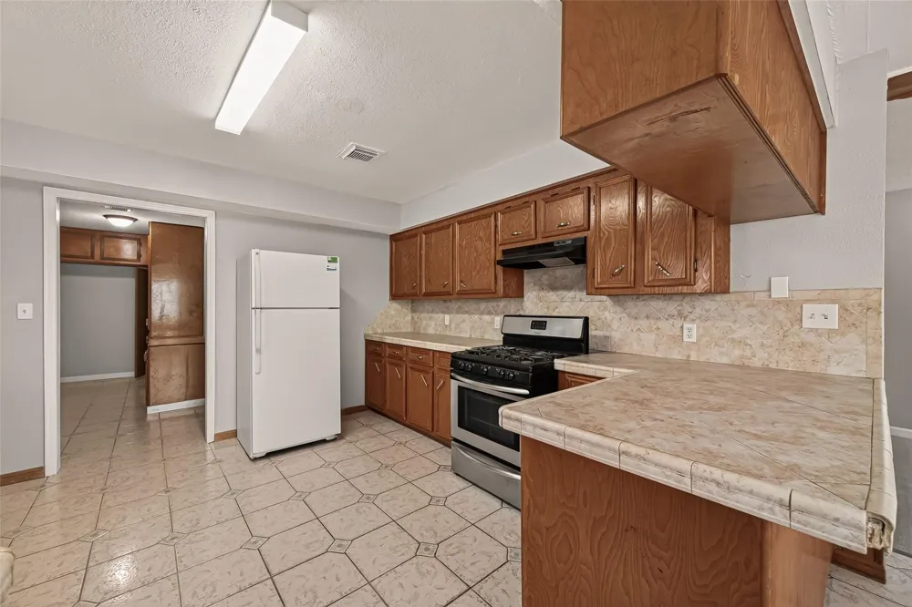1449 Mesquite Street Houston, TX 77093
