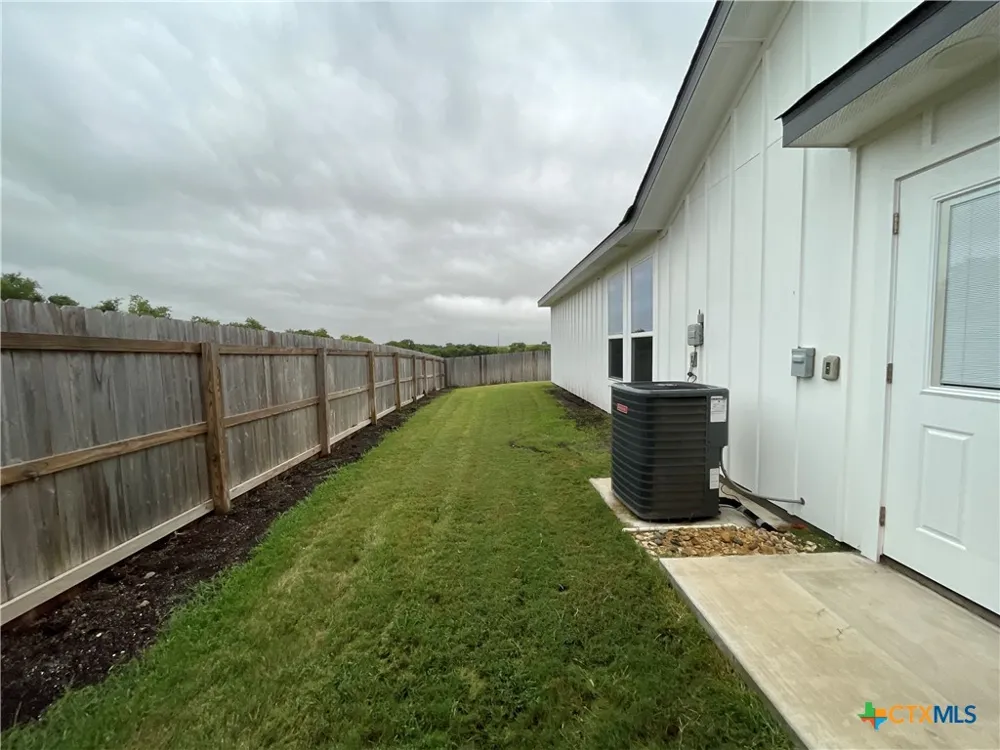 318 Dolphin Drive #A Temple, TX 76501