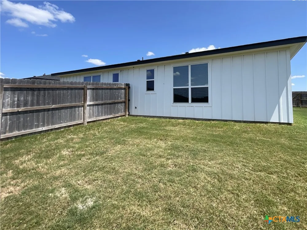 318 Dolphin Drive #A Temple, TX 76501