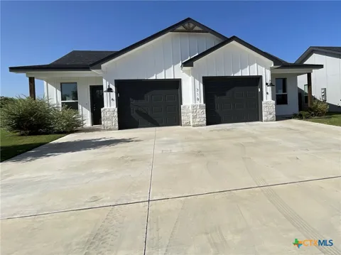 318 Dolphin Drive #A