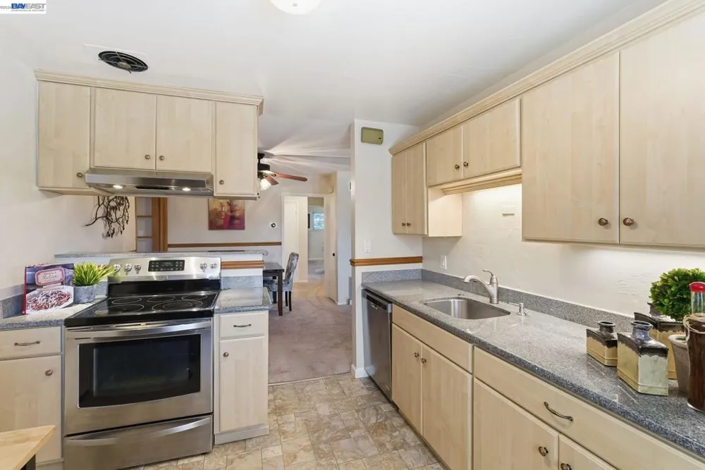 18160 Hunter Ave San Lorenzo, CA 94541