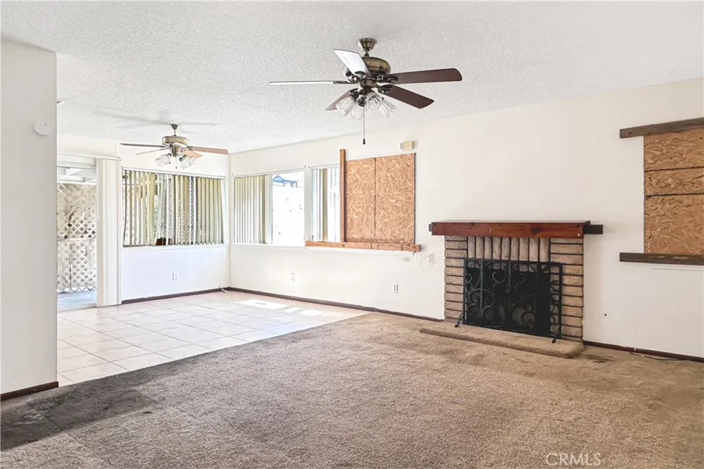 6972 Manhattan Drive Riverside, CA 92506