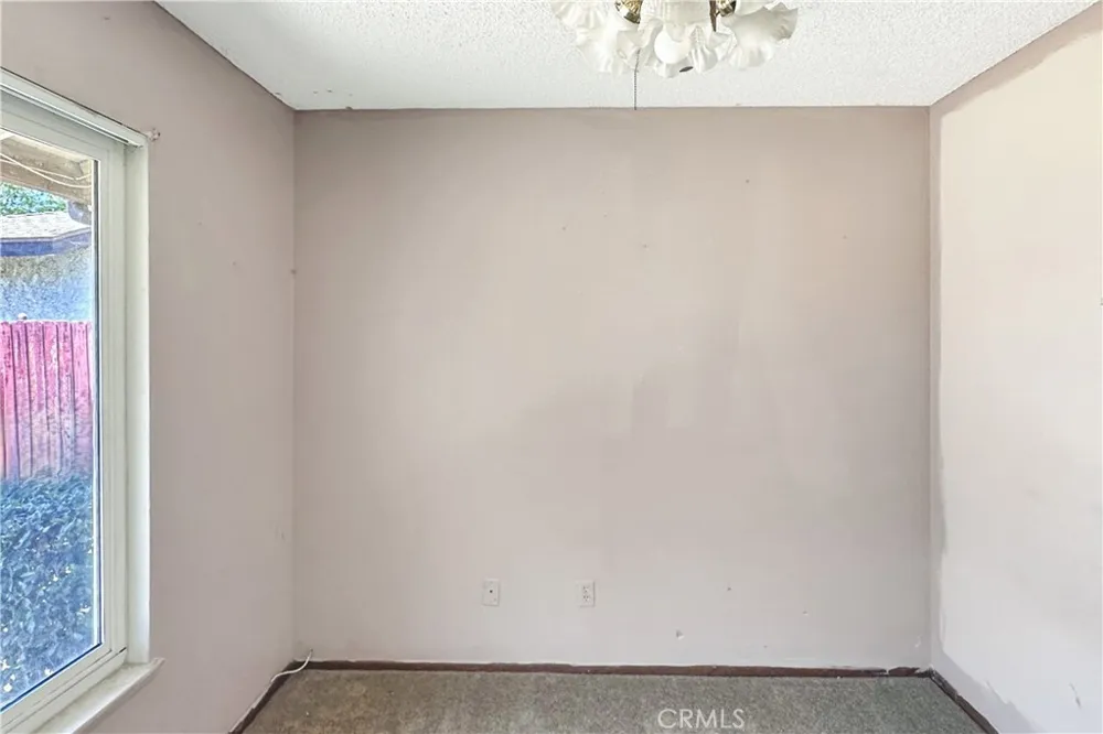 6972 Manhattan Drive Riverside, CA 92506