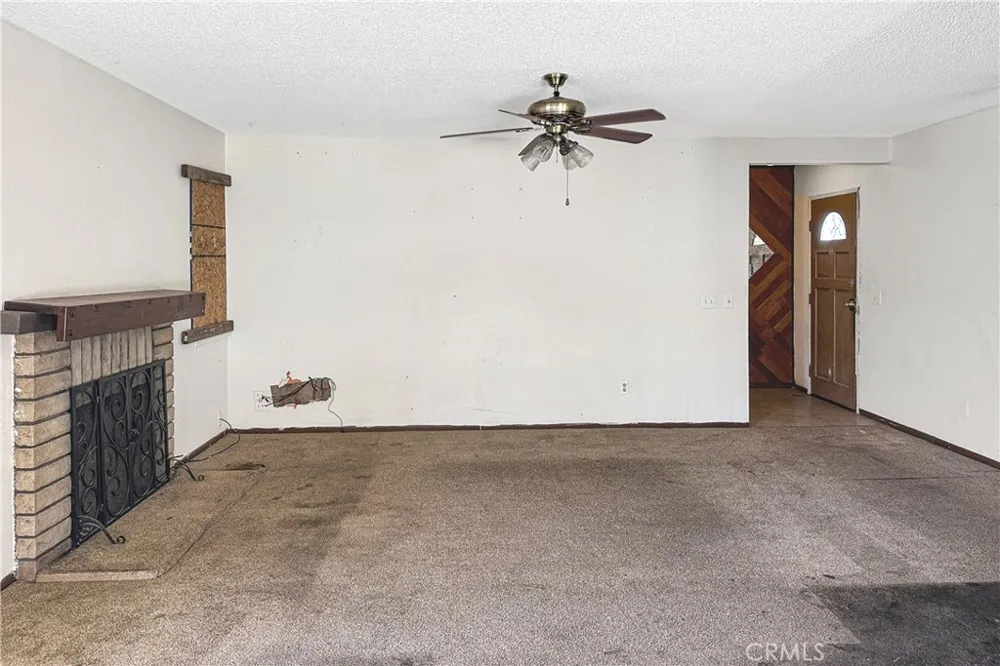 6972 Manhattan Drive Riverside, CA 92506