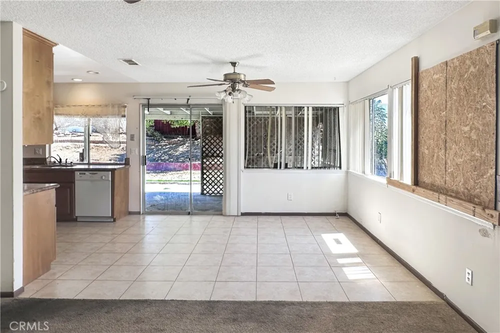 6972 Manhattan Drive Riverside, CA 92506